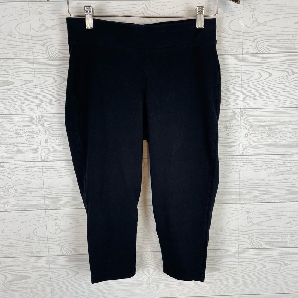Torrid Black Capri Leggings Size Large
